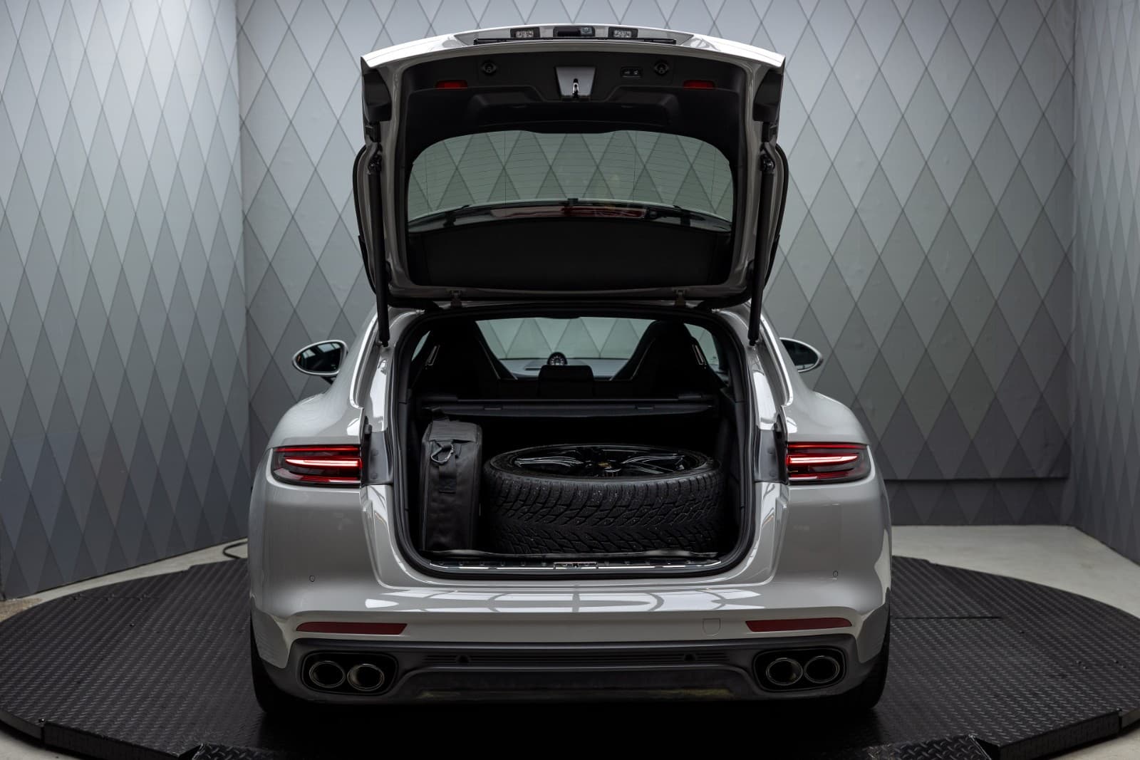 Porsche Panamera 4 - bilde 10