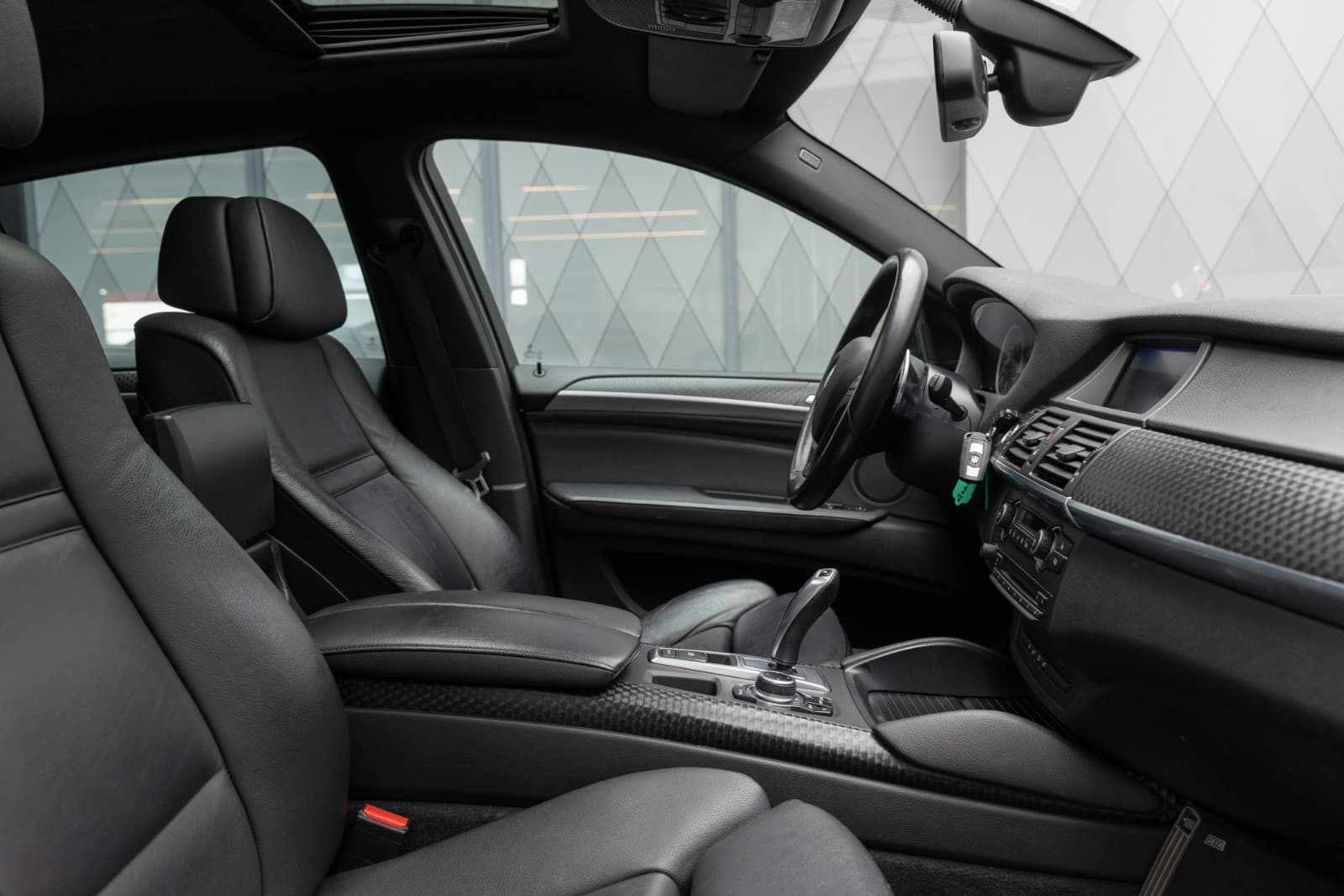 BMW X6 - bilde 25