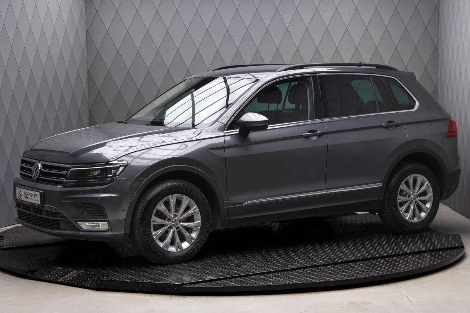 Volkswagen Tiguan - bilde 2