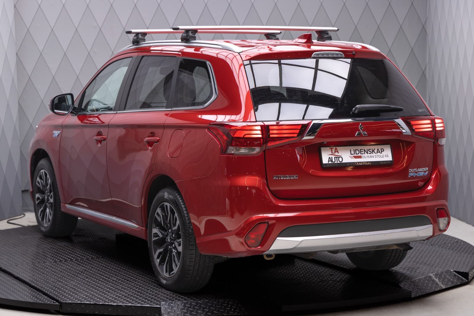 Mitsubishi Outlander - bilde 1