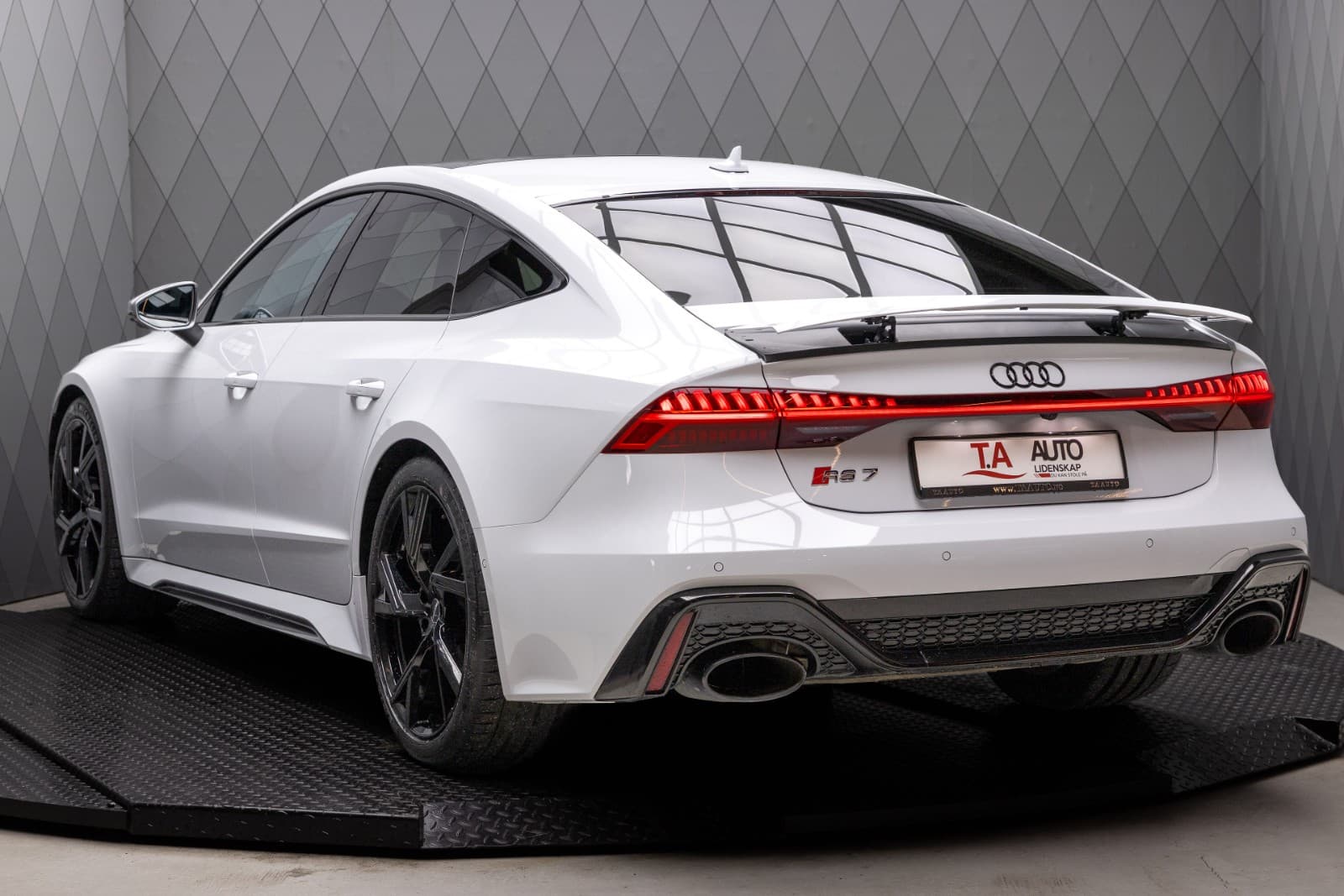 Audi RS7